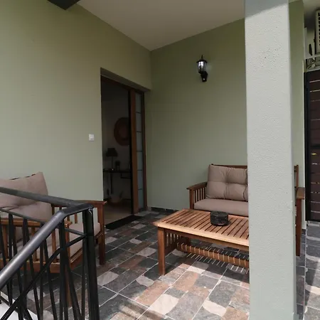 Casa Di Famiglia Tesalónica